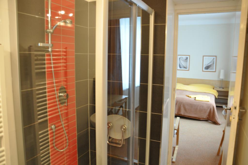 Lida Guest House Prag Zimmer foto