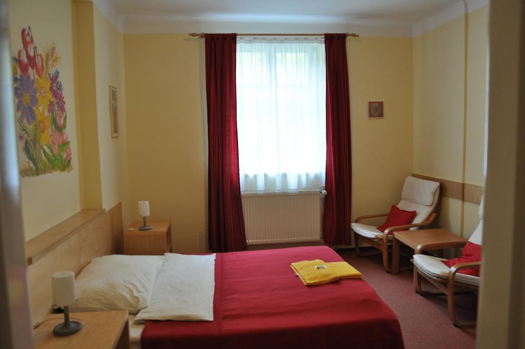 Lida Guest House Prag Zimmer foto