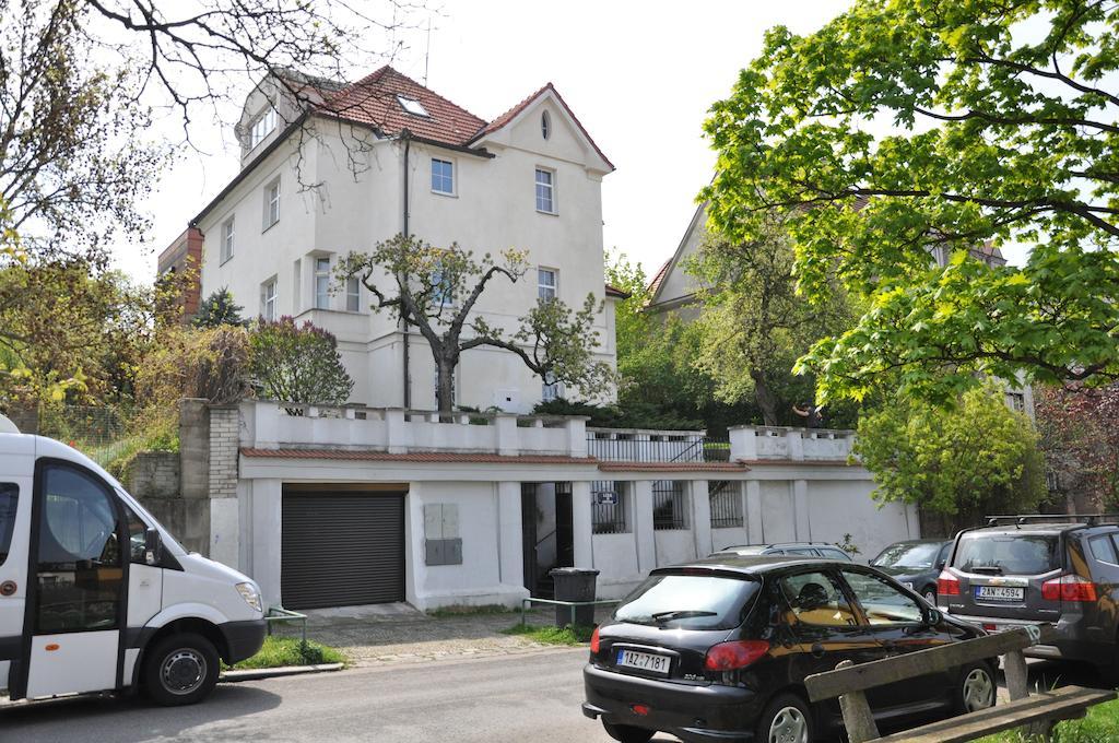 Lida Guest House Prag Exterior foto